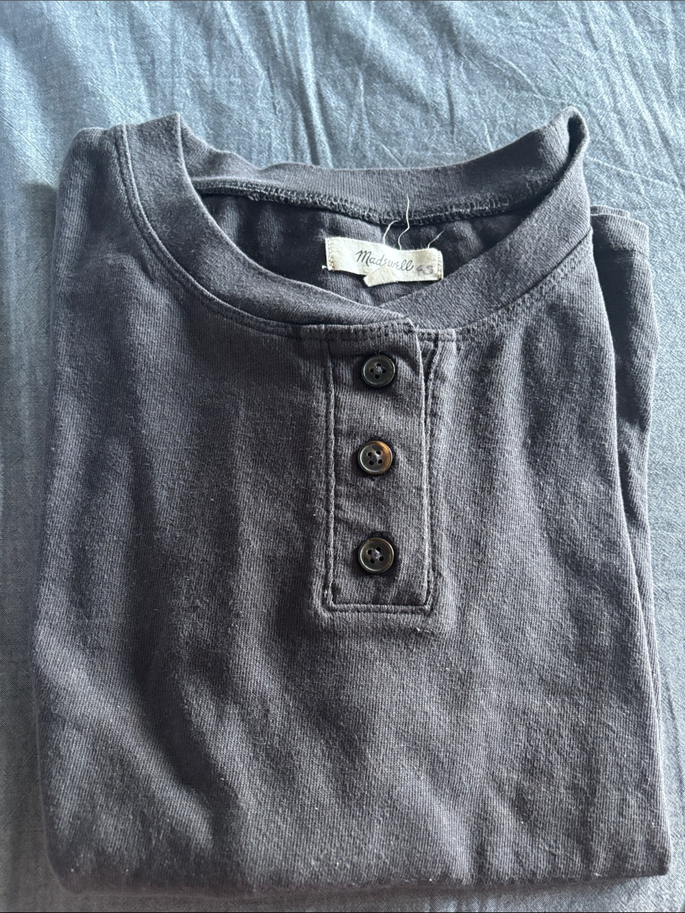 Madewell woman Charcoal Three-Button Henley Tee size M